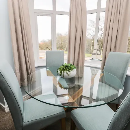 Apartment Manor Heath 2 *