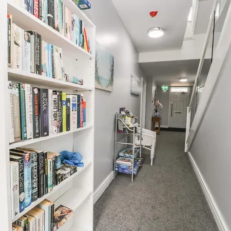 Manor Heath 2 سكرابورو